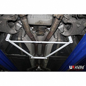 Rozpěra BMW M5 E60 05-10 UltraRacing 4-bodová zadní dolní Brace