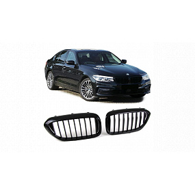 Gril BMW 5 G30 F90 G31 jednotlivé žebro Lesklá černá Gril BMW 5 G30 F90 G31 jednotlivé žebro Lesklá černá