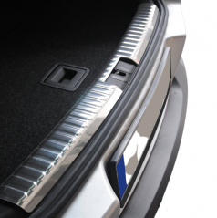 Nerez lestěný ochranný panel vnitřní hrany nákladového prostoru Omtec VW Tiguan 07-15