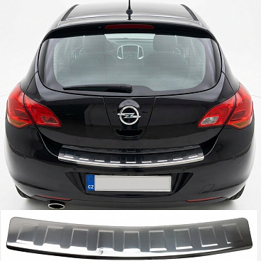 Nerez leštěný kryt horní hrany zadního nárazníku Opel Astra J HTB 2009-2015 Nerez leštěný kryt horní hrany zadního nárazníku Opel Astra J HTB 2009-2015