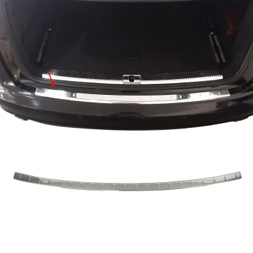 Nerez leštěný kryt zadního nárazníku Omtec Audi Q5 2016-23 Nerez leštěný kryt zadního nárazníku Omtec Audi Q5 2016-23