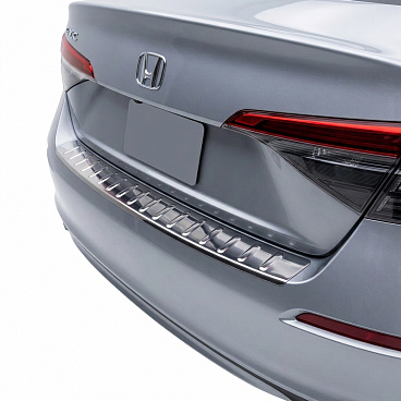 Nerez leštěný kryt horní hrany zadního nárazníku Honda Civic 2021+ Nerez leštěný kryt horní hrany zadního nárazníku Honda Civic 2021+