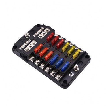 Pojistná skříň na 12 pojistek