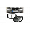 Mřížka BMW 3 E46 Facelift Compact dvojité žebrování Lesklá černá