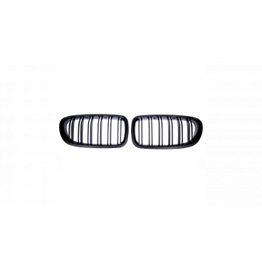 Mřížka BMW 5 F10 F11 dvojité žebrování Matná černá Mřížka BMW 5 F10 F11 dvojité žebrování Matná černá
