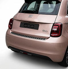 Nerez - karbon kryt horní hrany zadního nárazníku Fiat 500E 2020-26