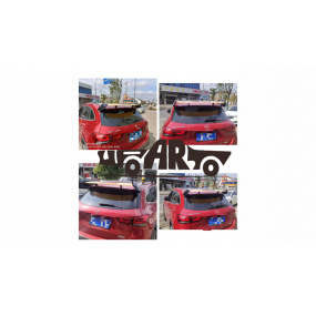 Lotka Mercedes-Benz GLA H247 Lesklá černá