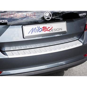 Škoda Rapid Spaceback 2013 – , práh pátých dveří s výstupky, ABS-stříbrný Škoda Rapid Spaceback 2013 – , práh pátých dveří s výstupky, ABS-stříbrný