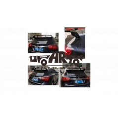 Zadní křídlo Mercedes-Benz GLA X156 Lesklá černá