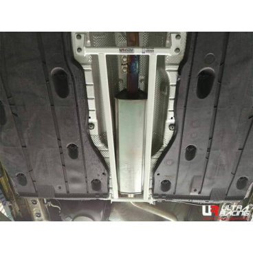 Vzpěra Skoda Octavia MK3/TYP 5E 2.0TSI 2WD 12+ UltraRacing 4-bodová středová spodní výztuha