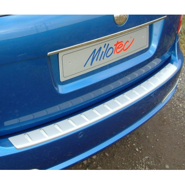 Práh pátých dveří s výstupky, stříbrný matný - Škoda Octavia II. Combi / Combi Facelift, 2005-2012 Práh pátých dveří s výstupky, stříbrný matný - Škoda Octavia II. Combi / Combi Facelift, 2005-2012