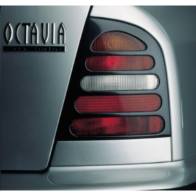 Kryty zadních světel Milotec (masky) - ABS karbon, Škoda Octavia Limousine